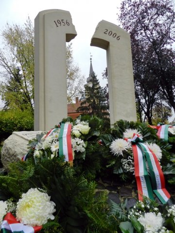 56-ra emlékeztünk 53